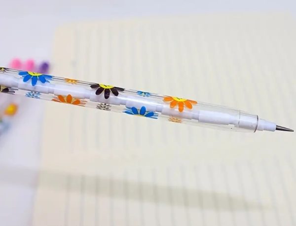 Cartoon Horse (No Sharpen) Pencils With 11 Refillable Eggs - Image 3