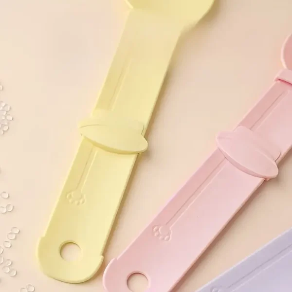 Cat Treat Feeding Spoon (CTF1) - Image 2